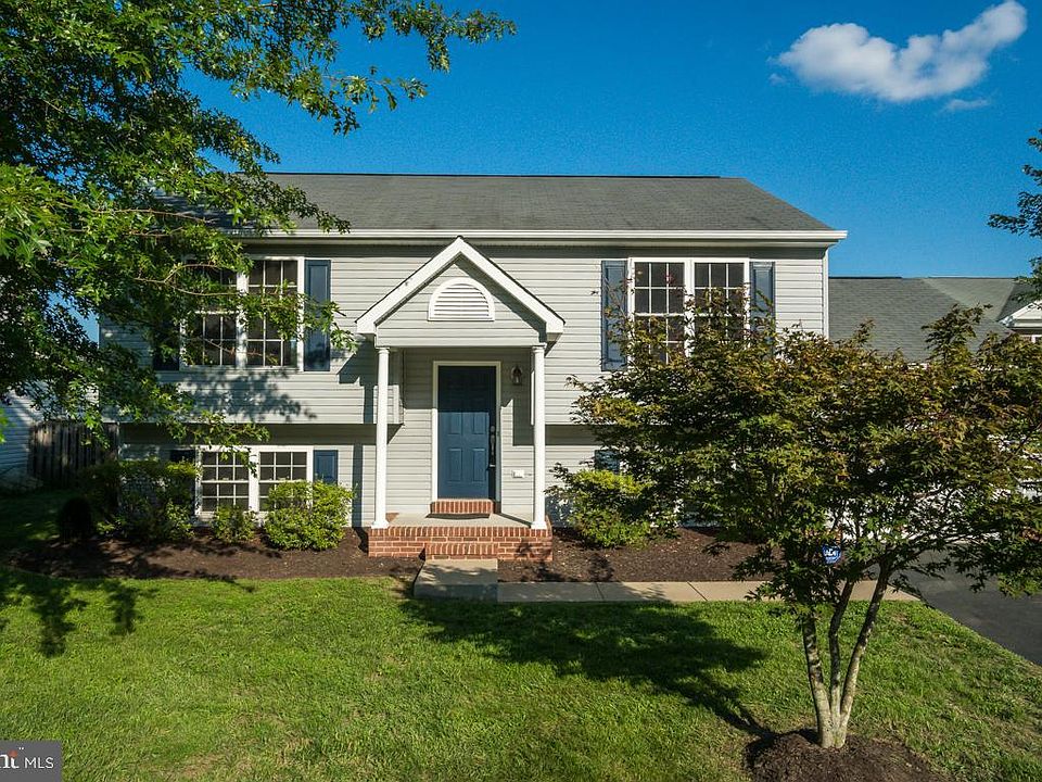 1st image of 6118 Sunny Meadows Dr