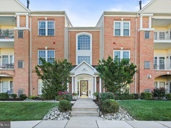 5496 Glenthorne Ct #5496, Rosedale, MD 21237