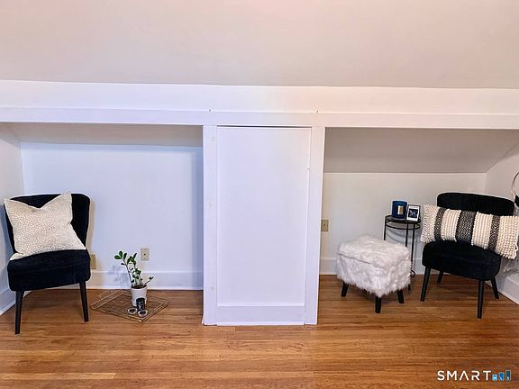3rd image of 417 Brightwood Ave