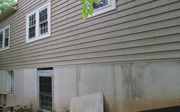 3rd image of 500 Falls Ave