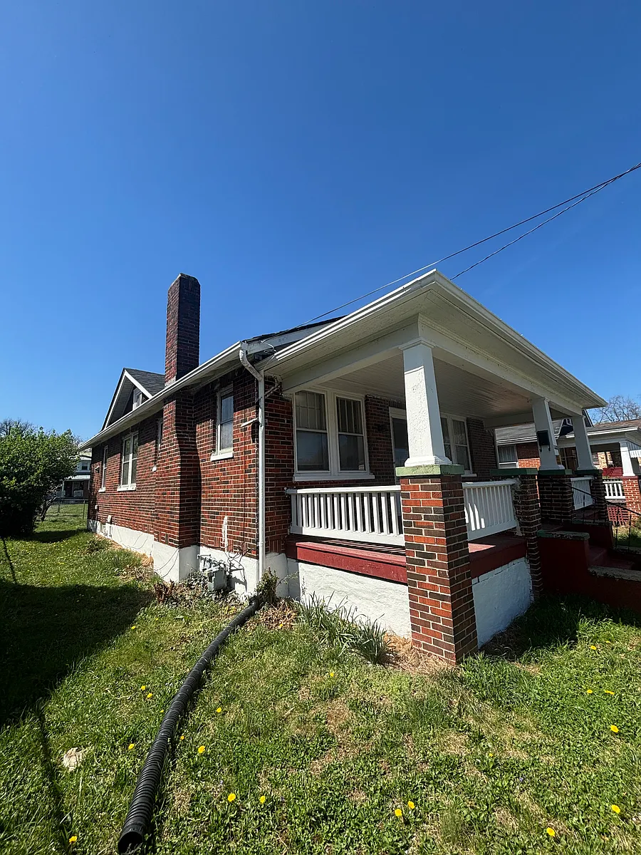 Building Photo - 2632 Clifton St NW
