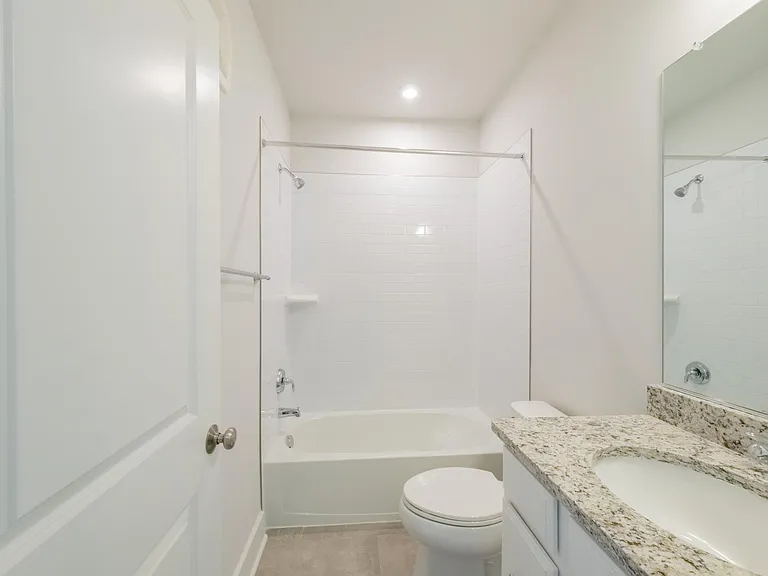 1105 N Lombardy St #A — Photo 28
