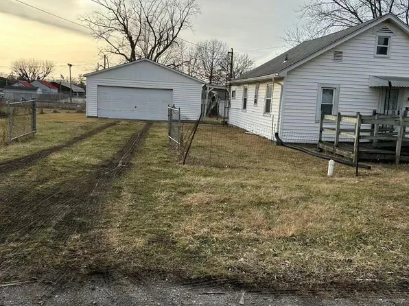 1907 N Elizabeth St, Lima, OH 45801