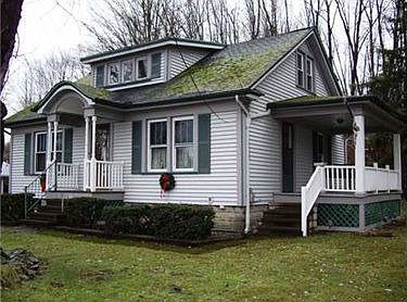 1st image of 77 Waterford St