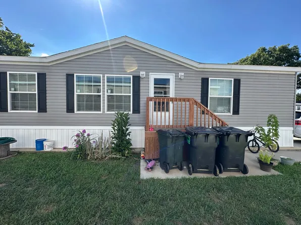 3372 Marigold Rd #230, Imperial, MO 63052