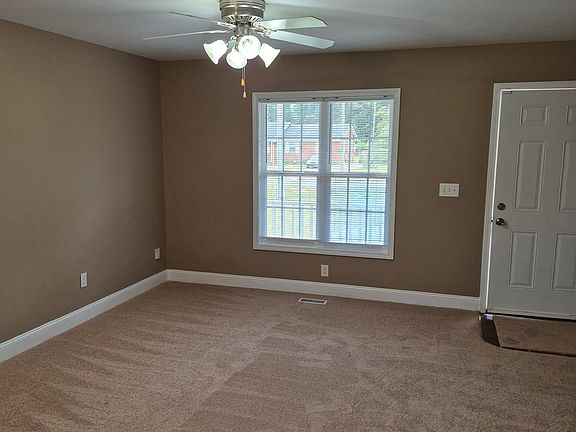 2nd image of 163B Gurley Ave