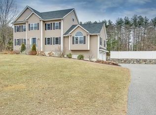 80 Concord Rd, Chelmsford, MA 01824