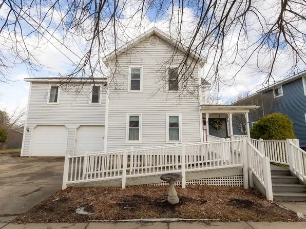 706 N Center St, Corry, PA 16407