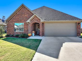 113 Prairie Grass Dr, Whitesboro, TX 76273