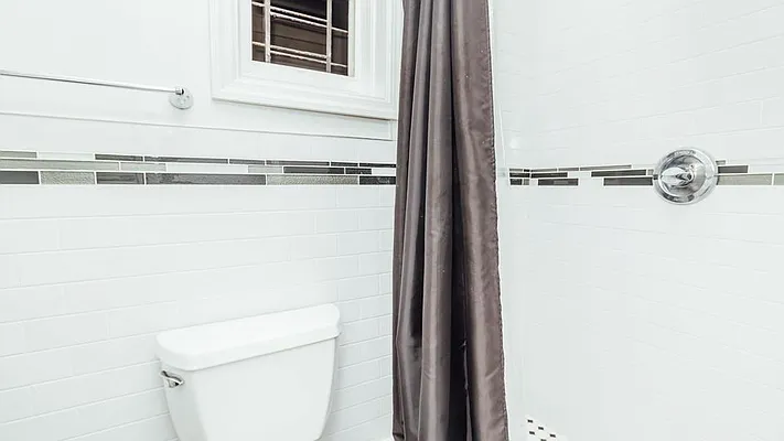 Rented by Nooklyn NYC LLC | media 24