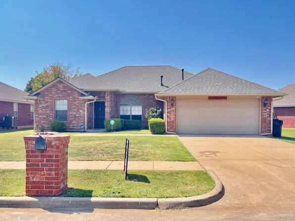 17505 Bronze Ln, Edmond, OK 73012