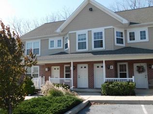 876 Salisbury Ct APT 9, Lancaster, PA 17601