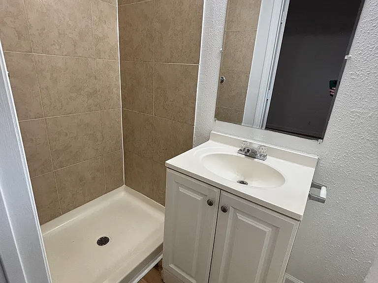M11 bathroom