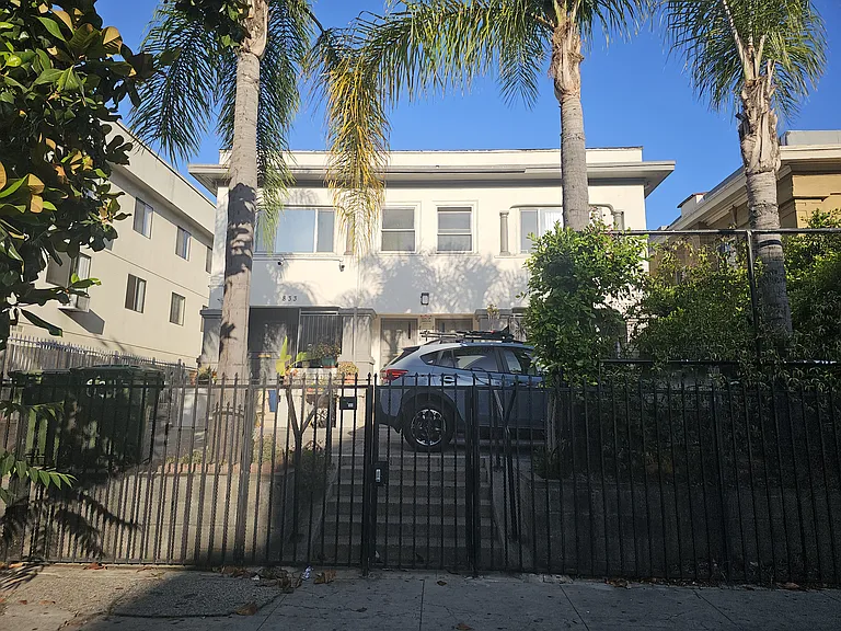 831 1/2 S Catalina St — Photo 10