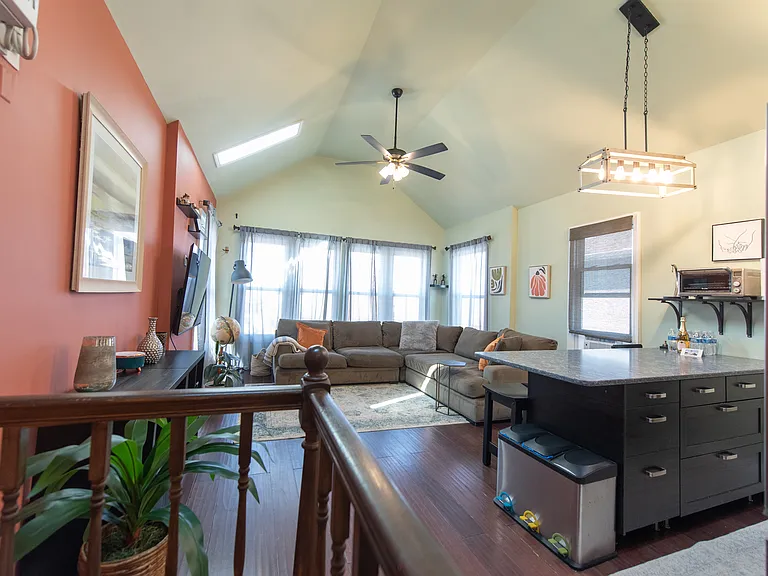 4731 Beach 47 St #2 — Photo 19