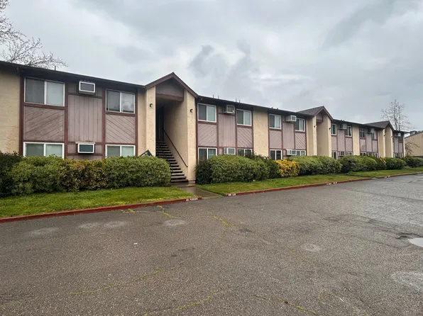 366 E Edison St #1 - #12, Manteca