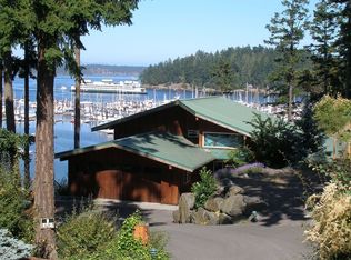 310 Beach Ct, Friday Harbor, WA 98250