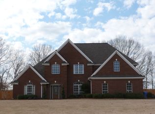 165 Stoneridge Wl, Columbus, MS 39701