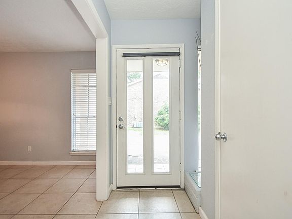 3rd image of 12927 Westmere Dr
