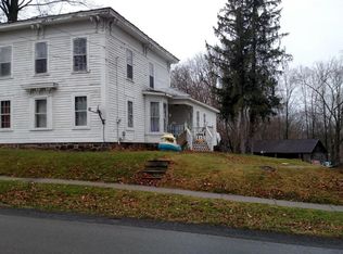 61 Summit St, Saranac, MI 48881