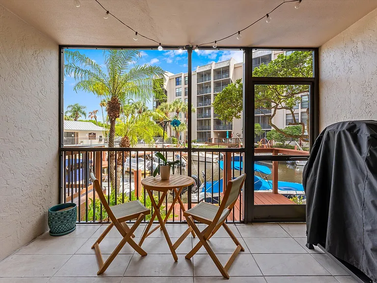 21 Royal Palm Way #1050 — Photo 20