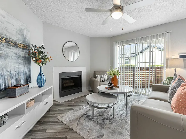 600 Legacy Dr — Photo 4
