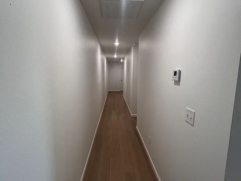 1441 N Beverly Ave #A — Photo 6