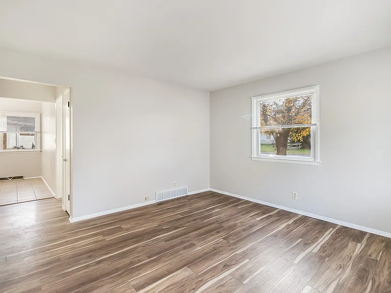 W166N9182 Grand Ave #1 — Photo 3