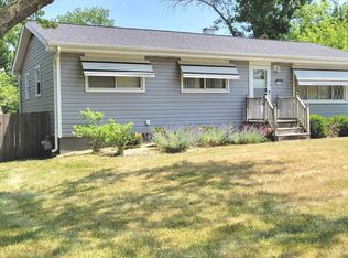 7129 Clarendon Hills Rd, Darien, IL 60561