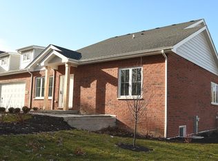 524 Prairie Crossing Dr, New Lenox, IL 60451