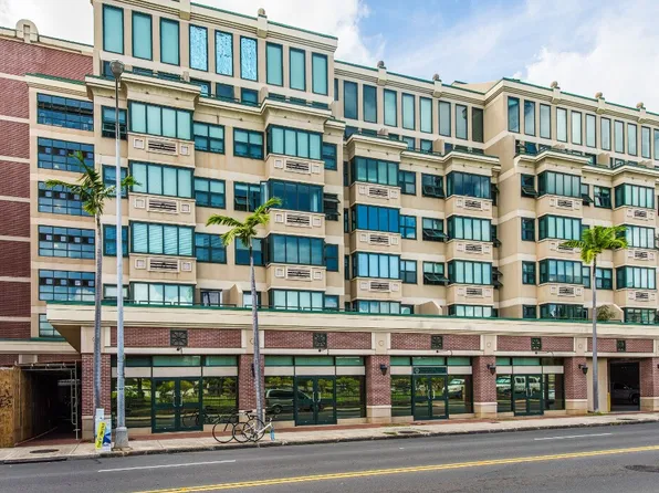 Honuakaha Apartments