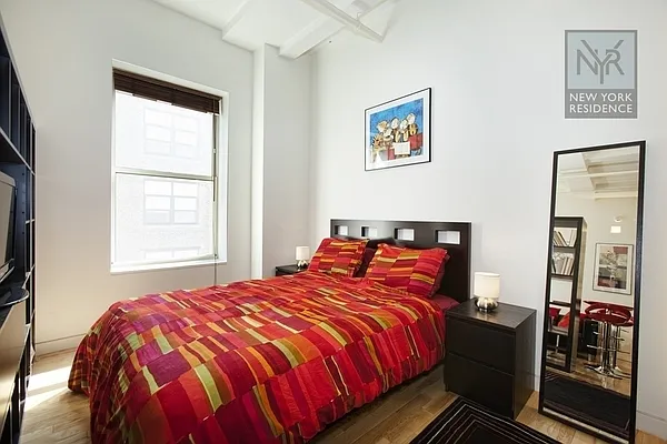 Rented by New York Residence | media 35