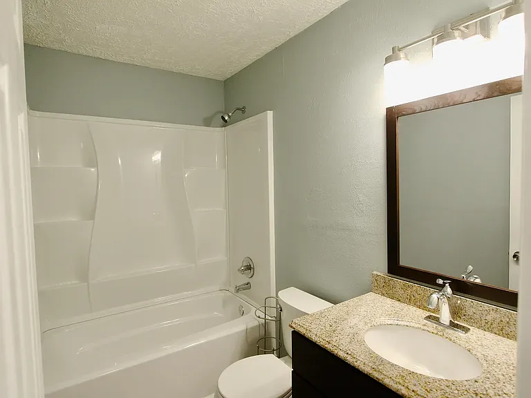 3336 Pine Oaks Ln — Photo 5
