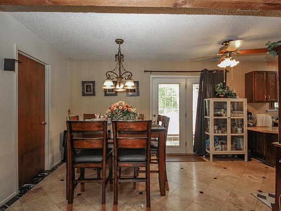 4th image of 214 Eitelman Ln