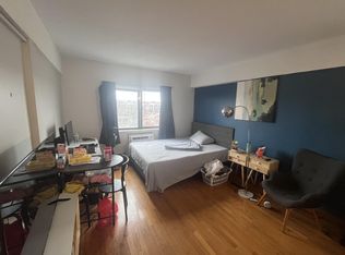 1102 Commonwealth Ave #401, Boston, MA 02215