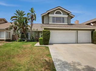 1093 Ridgewood Dr, Corona, CA 92881