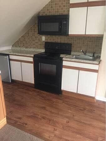 1st image of 133 Grand St APT 9