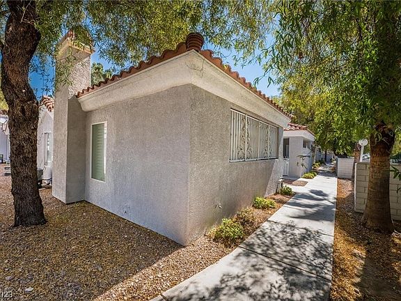 2nd image of 5914 Vegas Dr
