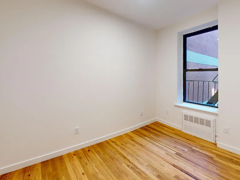415 E 73rd St #4B — Photo 6