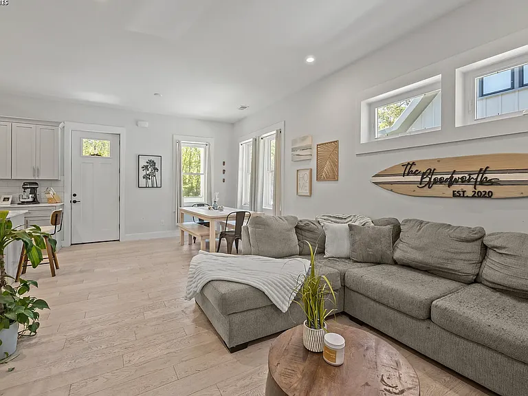 3412 Walter Dr — Photo 4