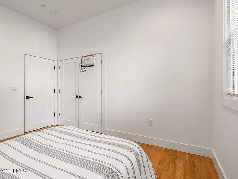 519 Laurel Ave — Photo 36