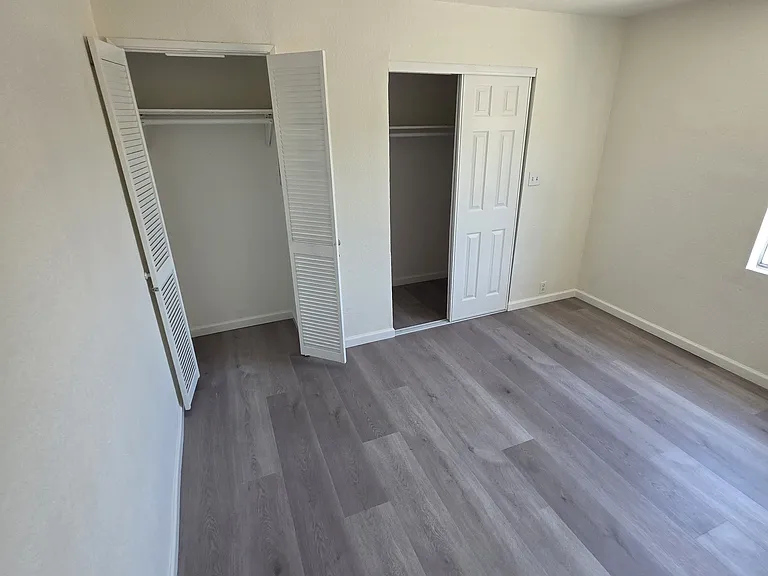 7915 Juniper Ave — Photo 13