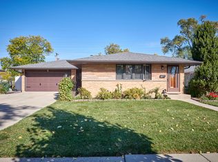 280 W Kathleen Dr, Des Plaines, IL 60016