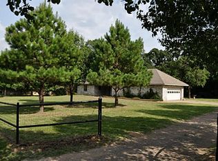 3720 Northcrest Dr, Cleburne, TX 76031