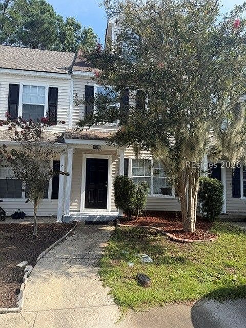 1st image of 430 Gardners Cir