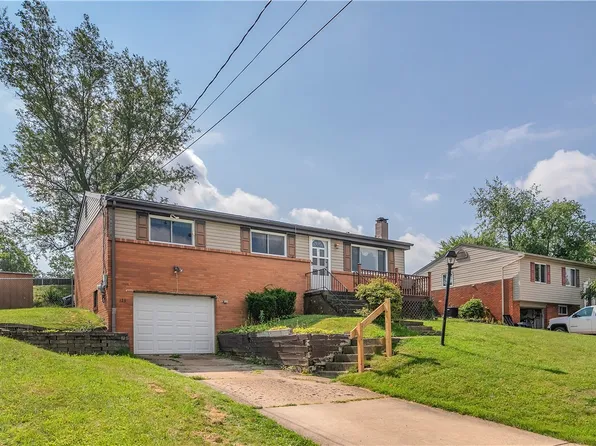129 Penn Woods Dr, Irwin, PA 15642