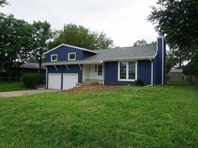 1309 Frontier Ln, Manhattan, KS, 66503