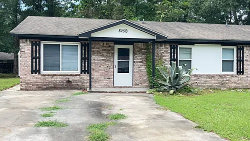 825B Sandpiper Dr Photo 1