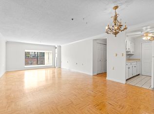 357 Commercial St APT 518, Boston, MA 02109