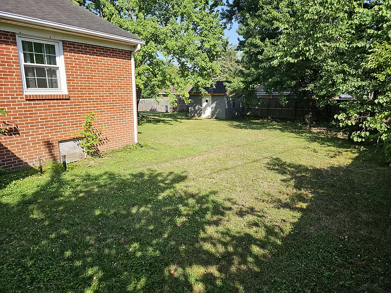 312 Grove Ave — Photo 11